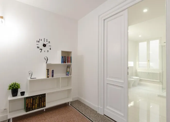 דירה Joivy Elegant 1-bedroom Flat Near Spianata Castelletto ג'נובה